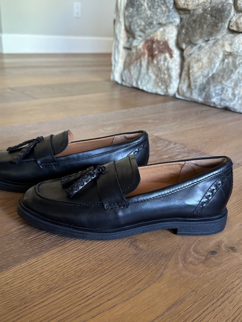 Earth Deeana Black Leather Tassel Loafers Size 9 - Picture 3 of 14
